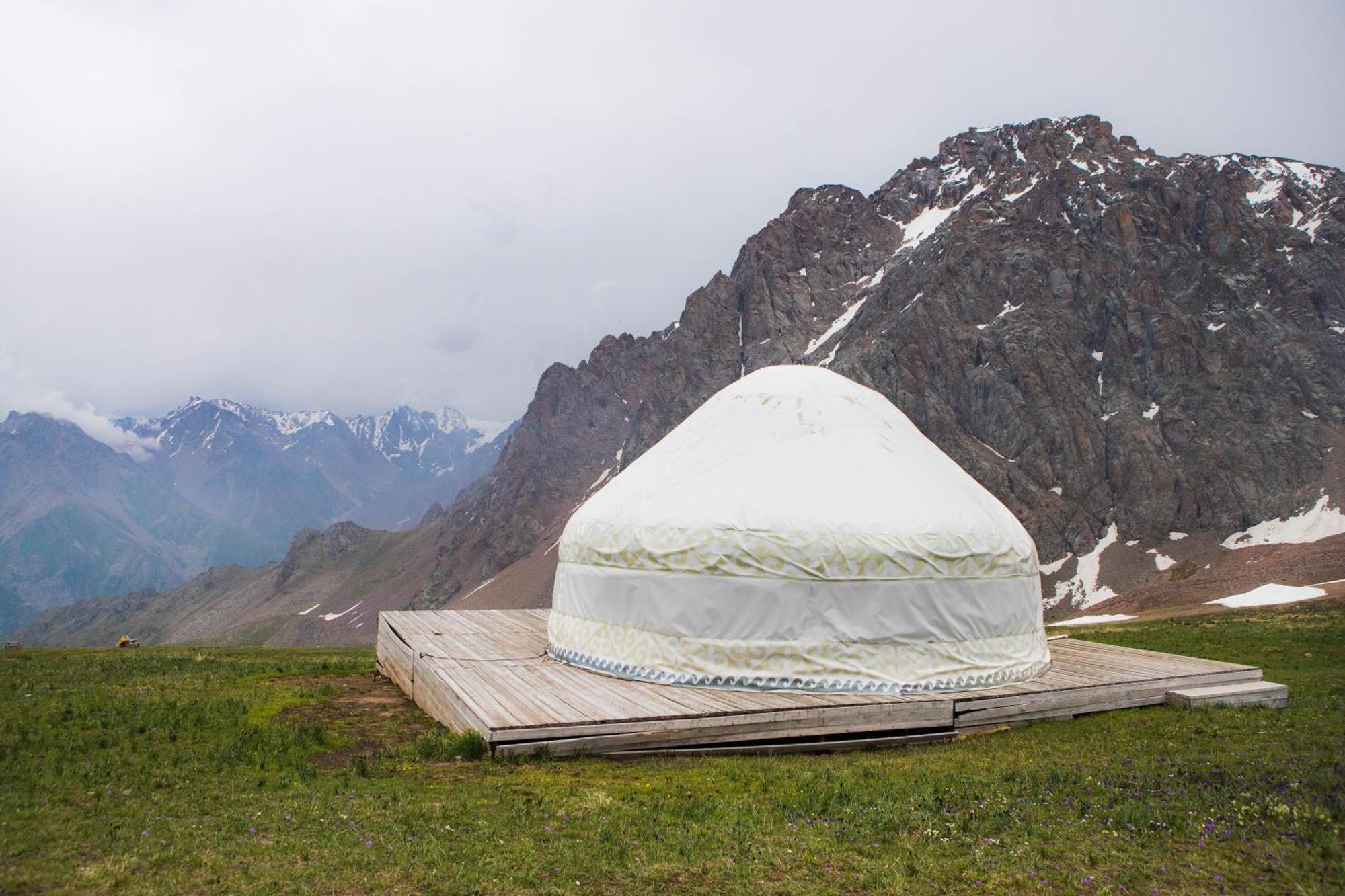 Yurta Base Camp, Shymbulak Mountain Resort Besqaynar Exterior foto